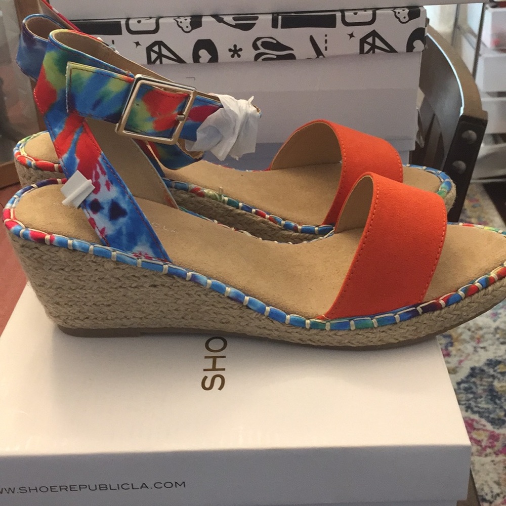 Tropical espadrilles - Picture 2 of 3